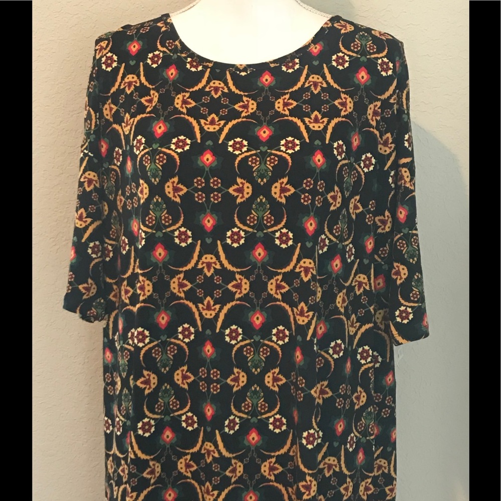 L Irma LuLaRoe